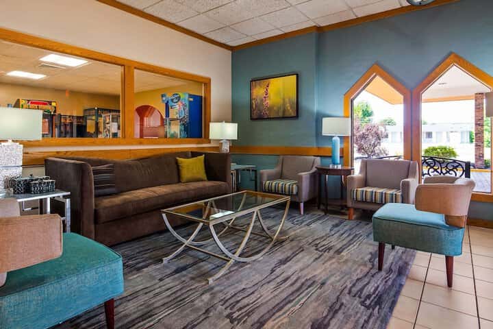 Hotel Interior 2 of 33